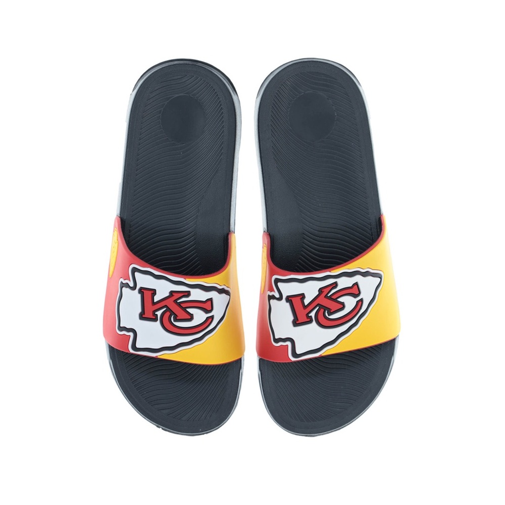 FOCO • Kansas City Chiefs Slides Sandals